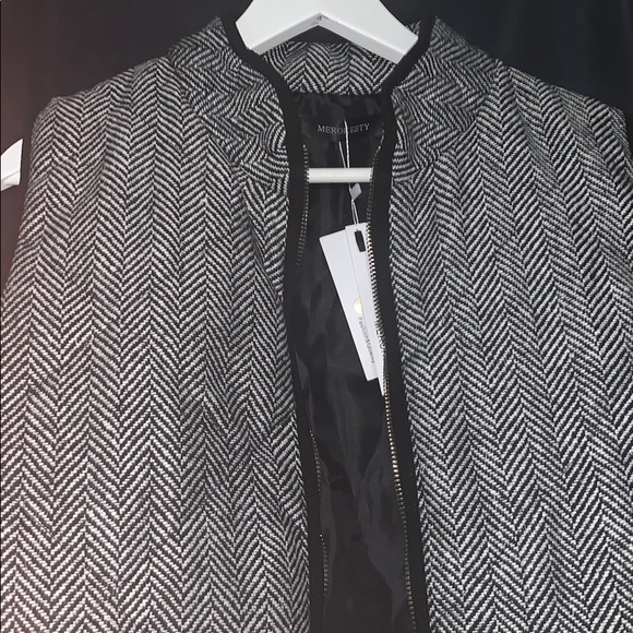 Herringbone Vest - Picture 3 of 3